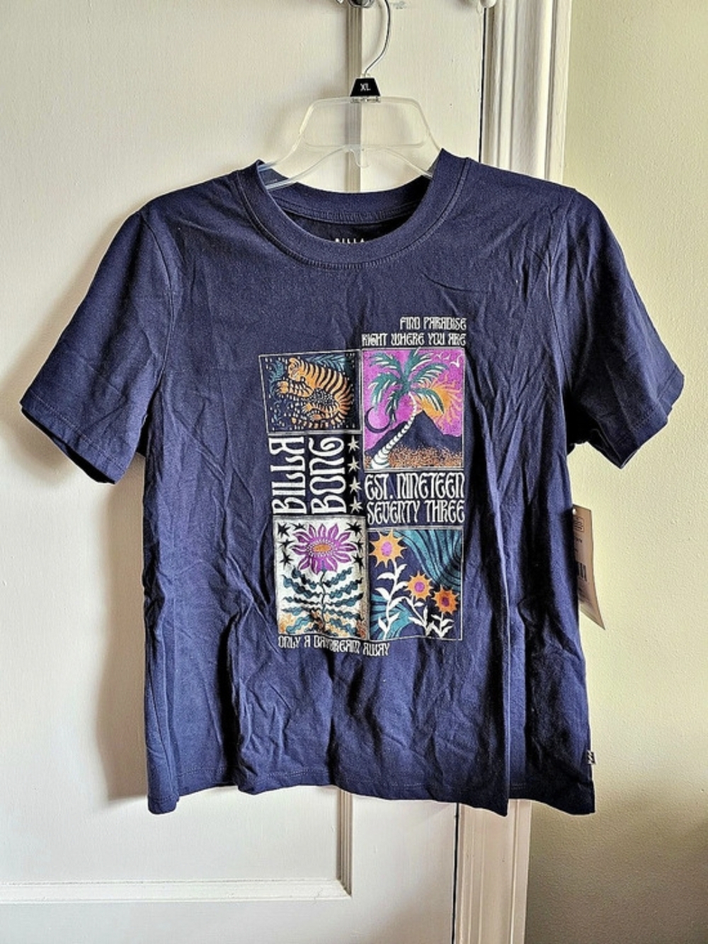 Billabong Found in Paradise Short Sleeve Knit T-Shirt Graphic Short Sleeve Tee